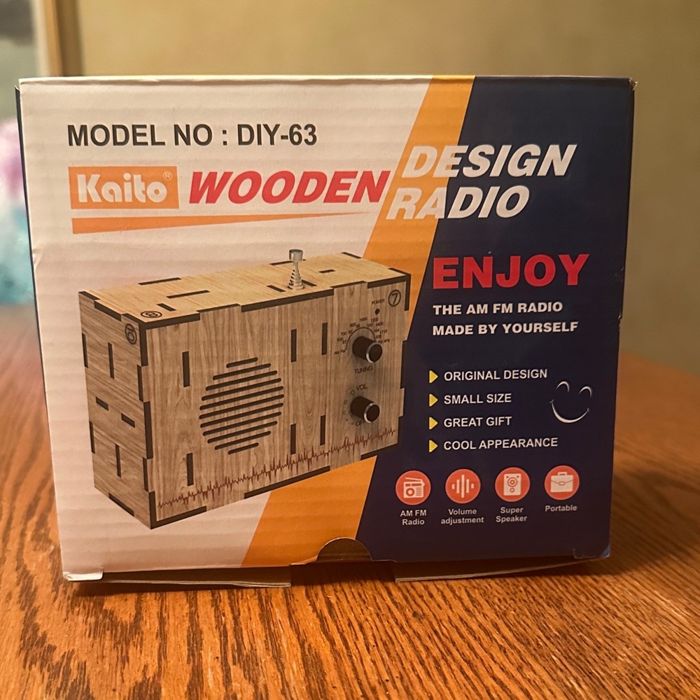 DIY Wooden Radio Kit - Natural Brown